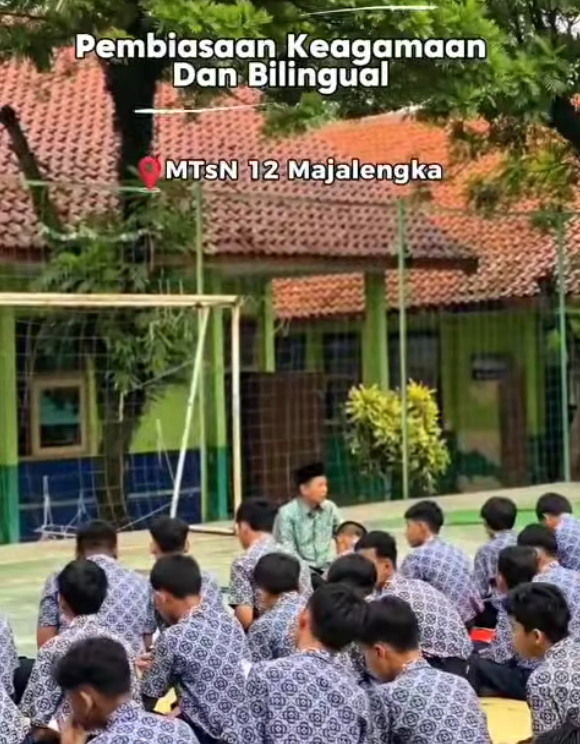 Pembiasaan Keagamaan dan Bilingual